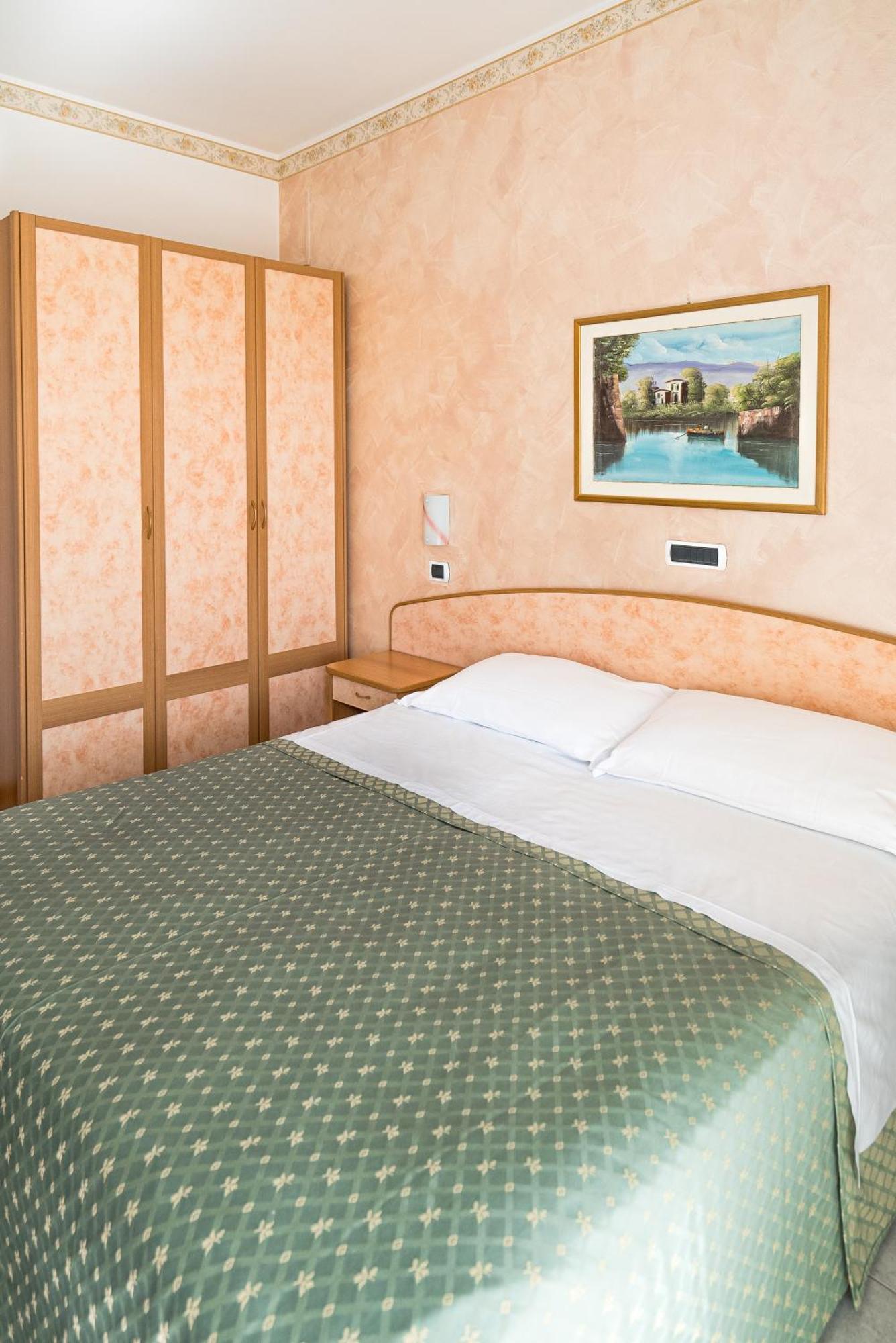 Hotel Joli Alba Adriatica Eksteriør billede