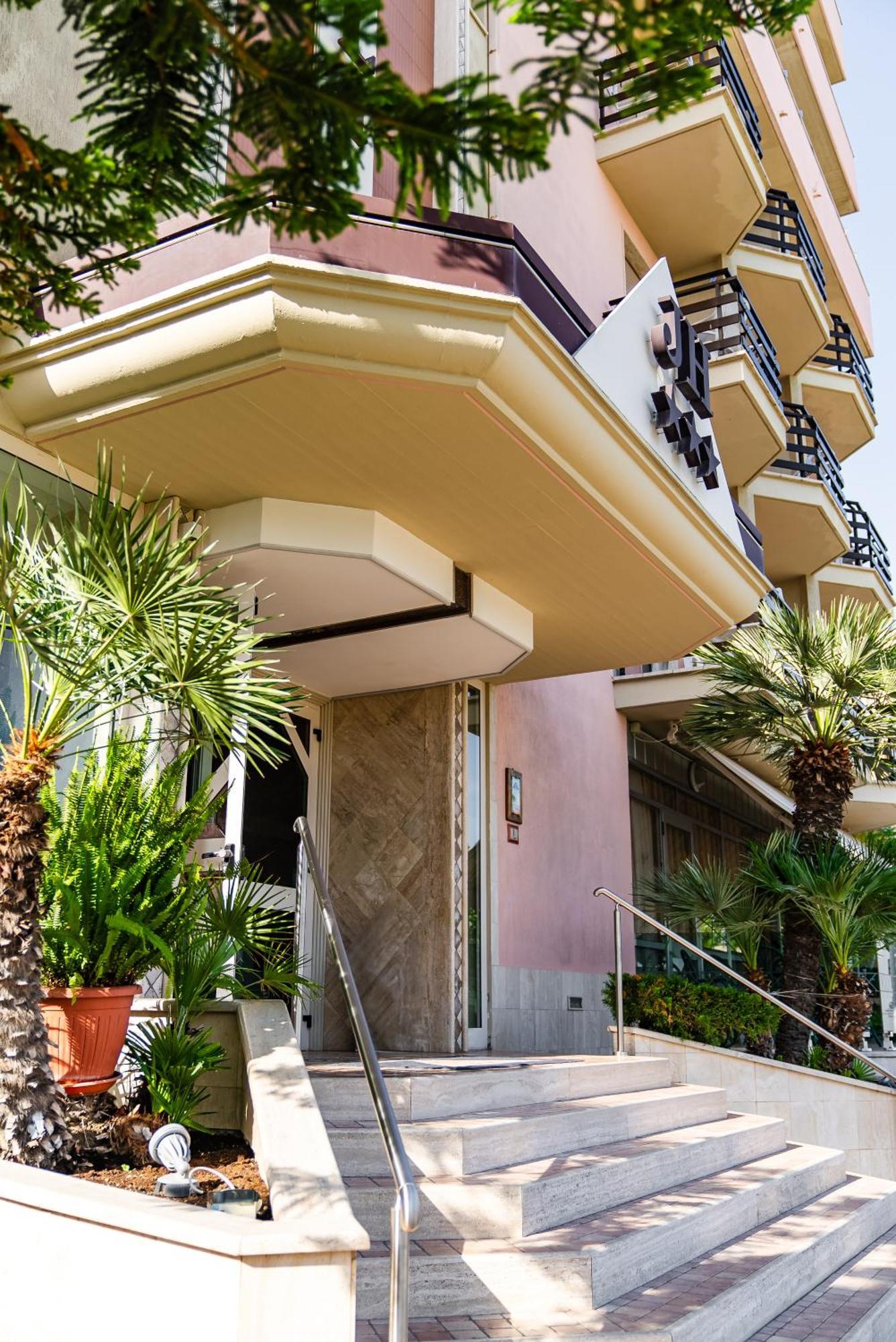Hotel Joli Alba Adriatica Eksteriør billede