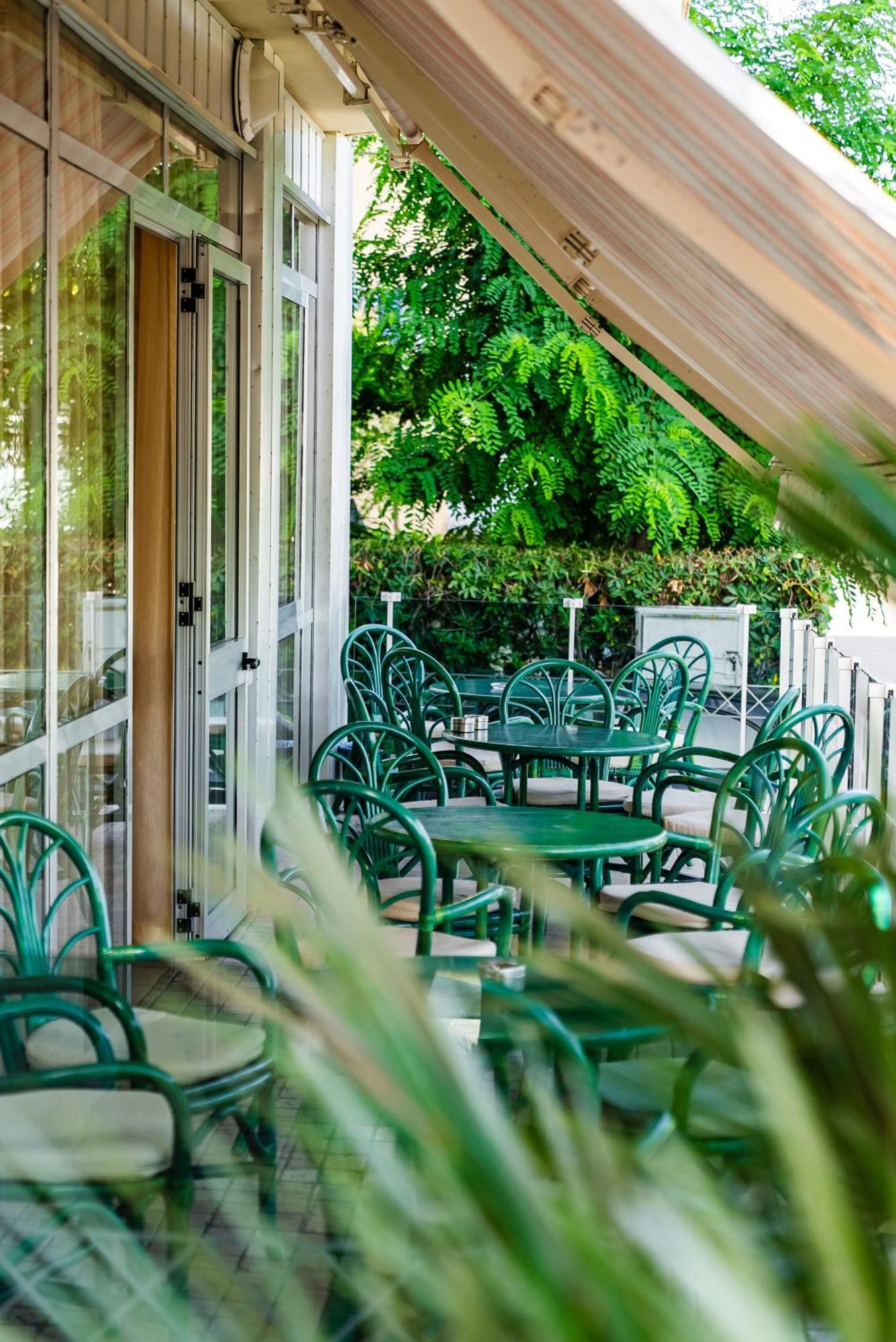 Hotel Joli Alba Adriatica Eksteriør billede
